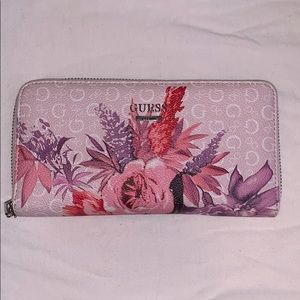 Guess Wallet - Floral Design